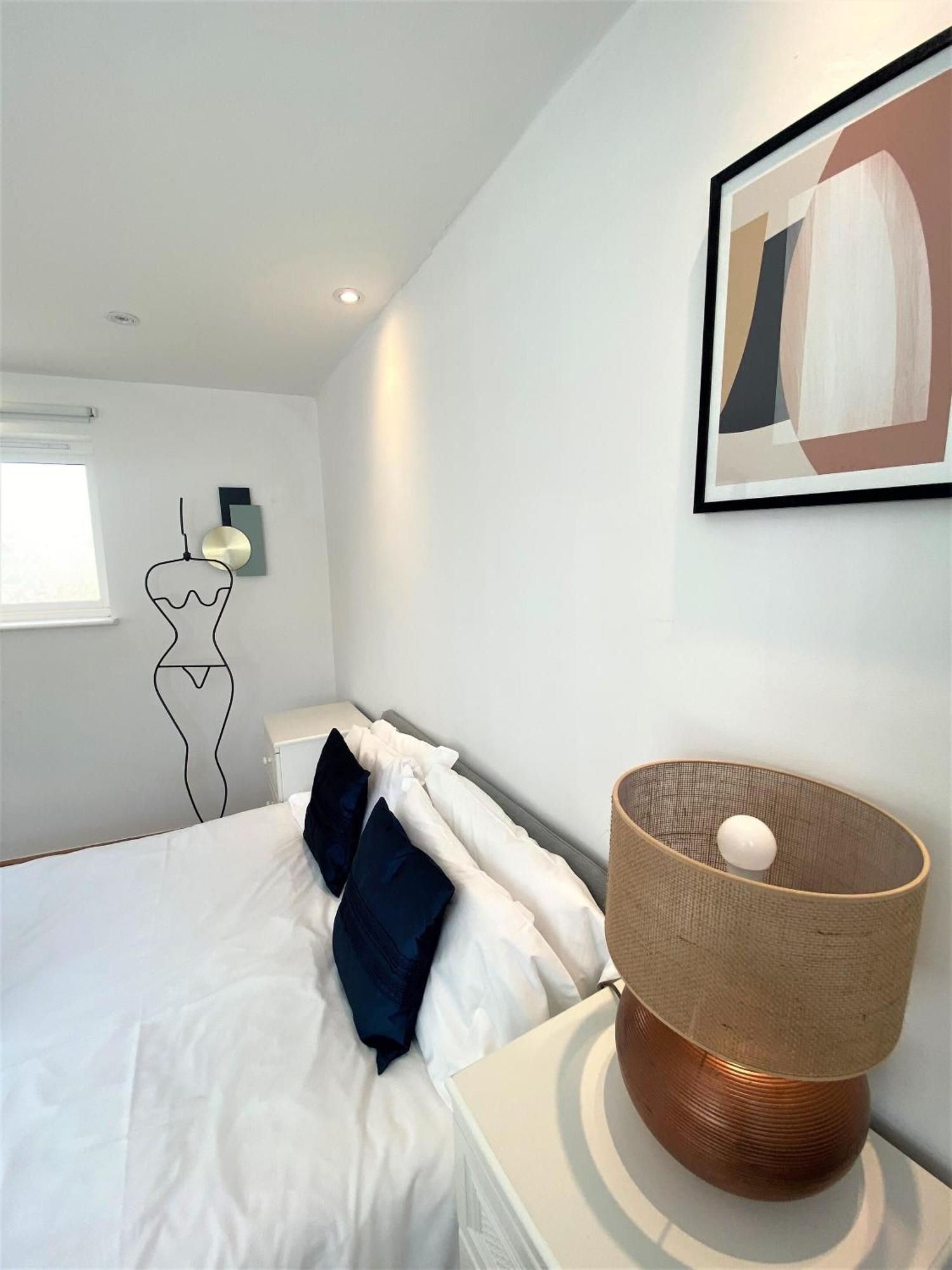 בריסטול Prime Location! Detached Clifton Home With Parking מראה חיצוני תמונה