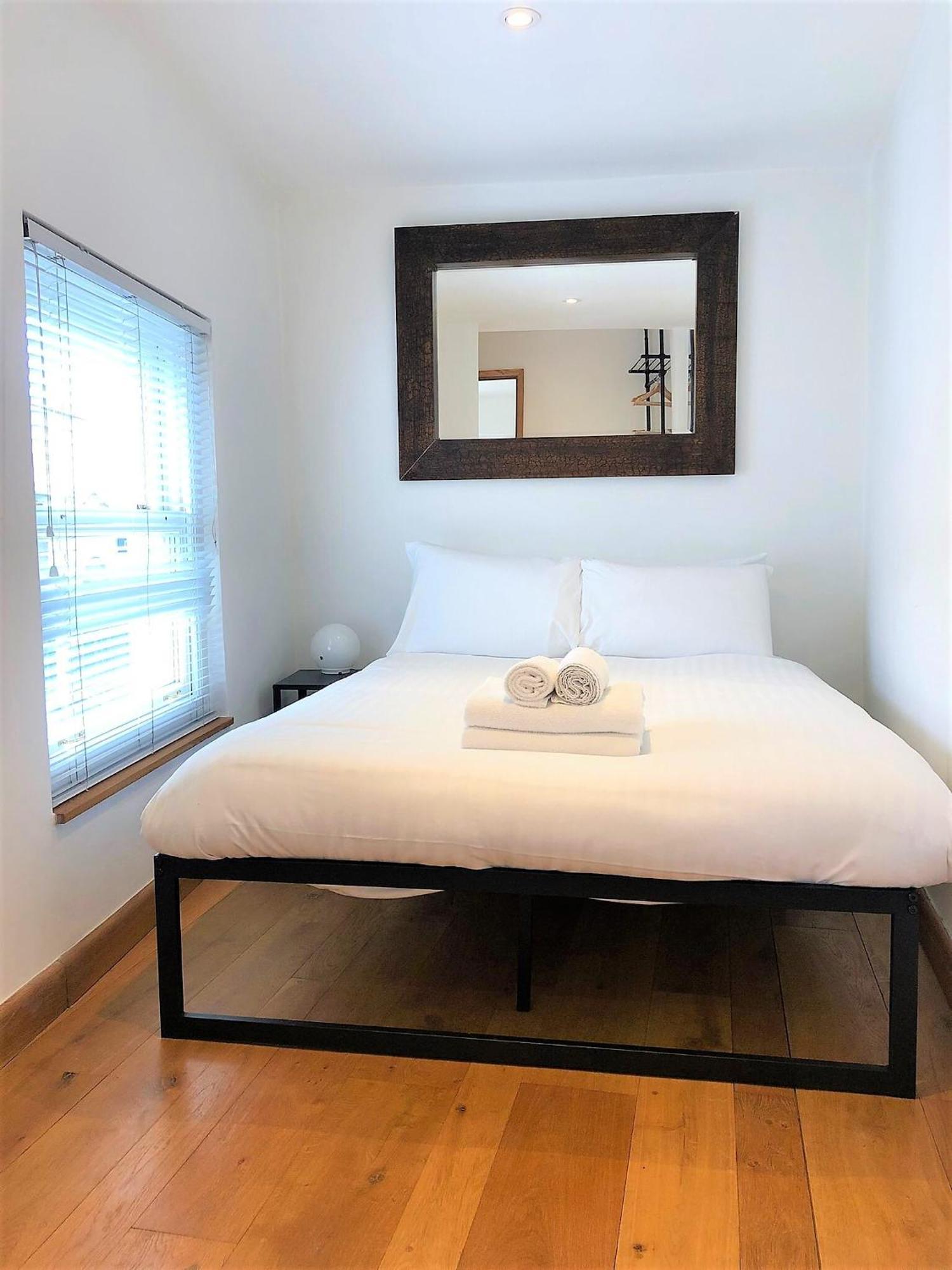 בריסטול Prime Location! Detached Clifton Home With Parking מראה חיצוני תמונה